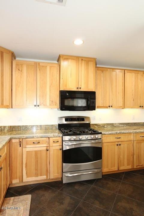 2850 E Mission Ln, Phoenix, AZ 85028 photo 10