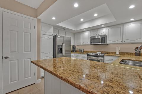 4303 E Cactus Rd #127, Phoenix, AZ 85032 photo 14