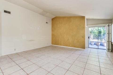 4316 E Siesta Ln, Phoenix, AZ 85050 photo 3