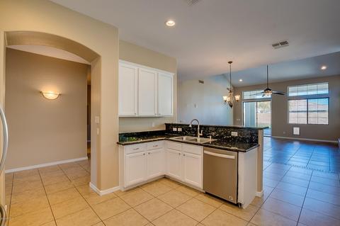 2818 E Janelle Way, Gilbert, AZ 85298 photo 7