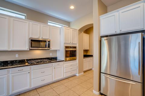 2818 E Janelle Way, Gilbert, AZ 85298 photo 9