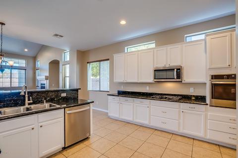 2818 E Janelle Way, Gilbert, AZ 85298 photo 8