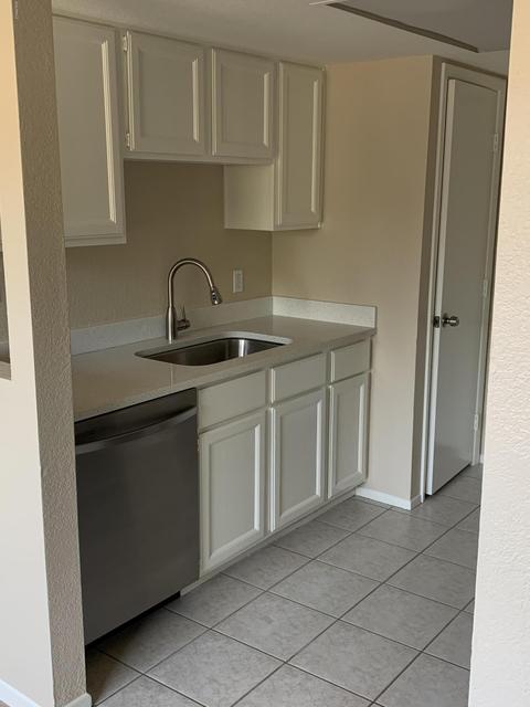 18833 N 3rd Ave, Phoenix, AZ 85027 photo 3