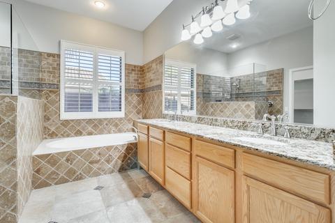 3658 E Ravenswood Dr, Gilbert, AZ 85298 photo 13