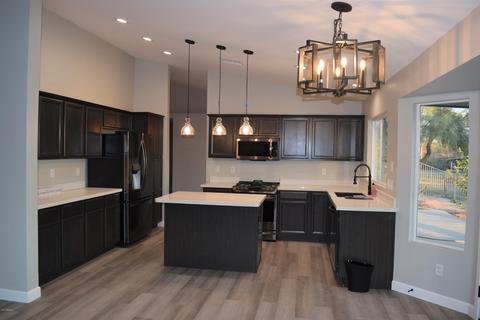 501 E Tanya Rd, Phoenix, AZ 85086 photo 2