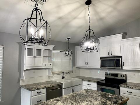 8823 E Colby Cir, Mesa, AZ 85207 photo 11