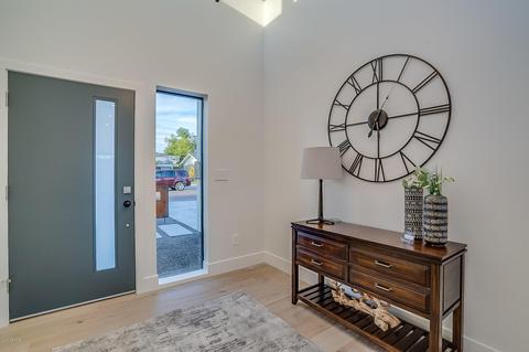 3433 E Sells Dr, Phoenix, AZ 85018 photo 8