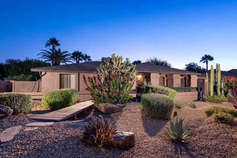 4715 E Sheena Dr, Phoenix, AZ 85032 photo 1