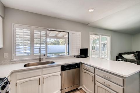 4341 E Hearn Rd, Phoenix, AZ 85032 photo 9
