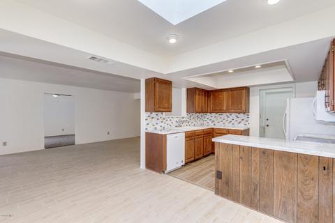 6221 N 22nd Dr, Phoenix, AZ 85015 photo 8
