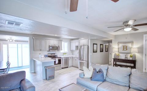 2732 E Saint John Rd E, Phoenix, AZ 85032 photo 4