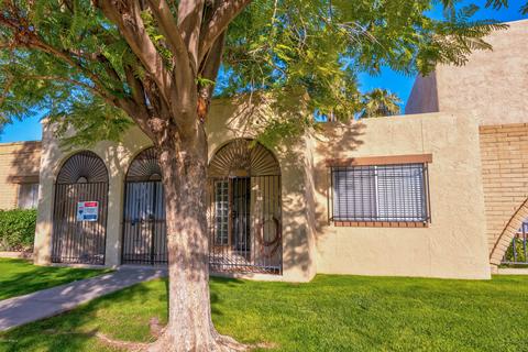 2124 E Villa Ct, Tempe, AZ 85282 photo 2