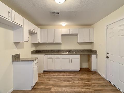2241 E Wood St, Phoenix, AZ 85040 photo 7