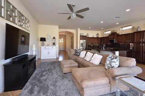 8724 E Jacaranda St, Mesa, AZ 85207 photo 5