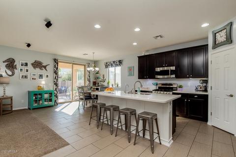2879 E Meadowview Dr, Gilbert, AZ 85298 photo 8