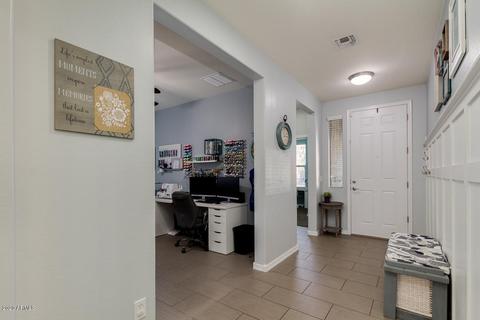2879 E Meadowview Dr, Gilbert, AZ 85298 photo 2