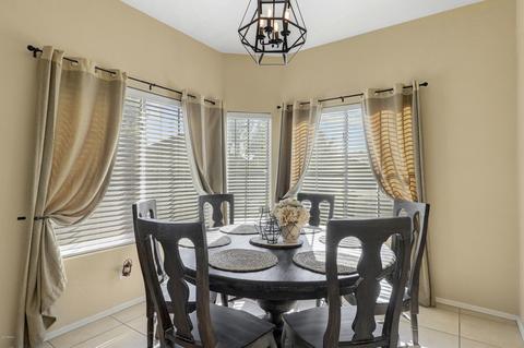 3292 E Sandy Way, Gilbert, AZ 85297 photo 11