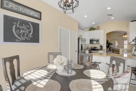 3292 E Sandy Way, Gilbert, AZ 85297 photo 13