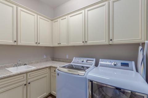 9113 E Indigo St, Mesa, AZ 85207 photo 8