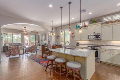 9113 E Indigo St, Mesa, AZ 85207 photo 4