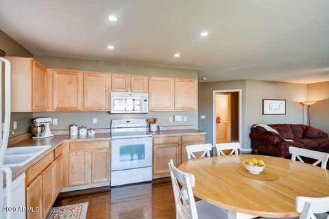 9736 E Baltimore Cir, Mesa, AZ 85207 photo 13