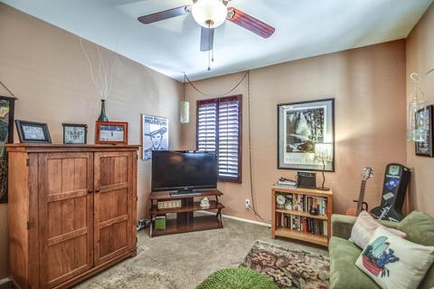 7027 S View Ln, Gilbert, AZ 85298 photo 9
