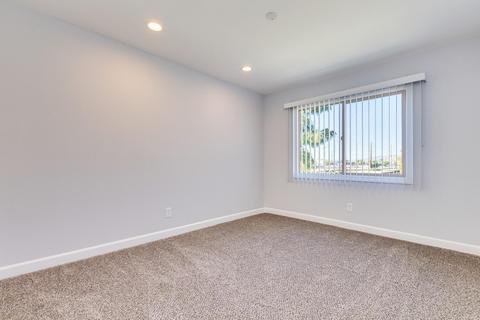 1006 E Diamond Dr, Tempe, AZ 85283 photo 12