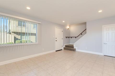 1006 E Diamond Dr, Tempe, AZ 85283 photo 2