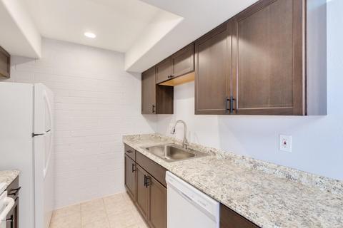 1006 E Diamond Dr, Tempe, AZ 85283 photo 9