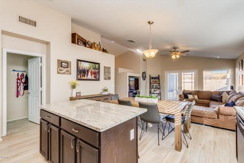 724 E Redondo Dr, Gilbert, AZ 85296 photo 7