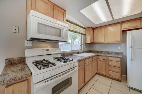 8410 W Montecito Ave, Phoenix, AZ 85037 photo 3