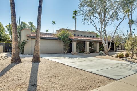 2829 E Gelding Dr, Phoenix, AZ 85032 photo 2