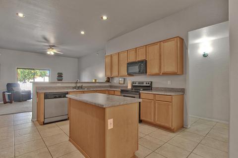 598 E Ranch Rd, Gilbert, AZ 85296 photo 12