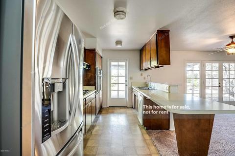 2440 E Pebble Beach Dr, Tempe, AZ 85282 photo 2