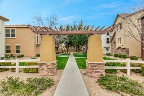 164 W Heather Ct, Gilbert, AZ 85233 photo 4