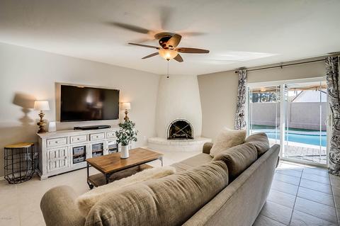 3023 E Vista Dr, Phoenix, AZ 85032 photo 10