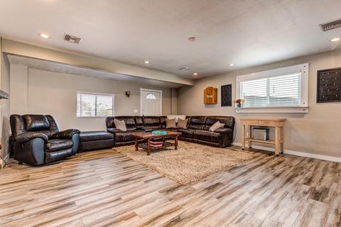 3977 E Becker Ln, Phoenix, AZ 85028 photo 14