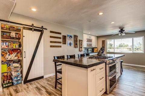 3977 E Becker Ln, Phoenix, AZ 85028 photo 6