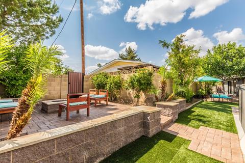 3977 E Becker Ln, Phoenix, AZ 85028 photo 31