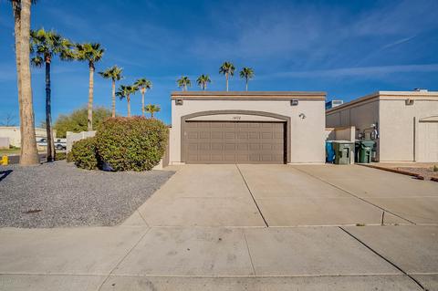 1402 E Topeka Dr, Phoenix, AZ 85024 photo 2