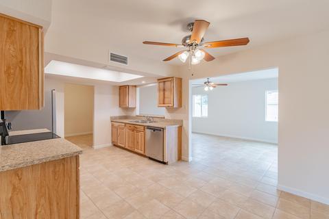 1005 W Morrow Dr, Phoenix, AZ 85027 photo 9