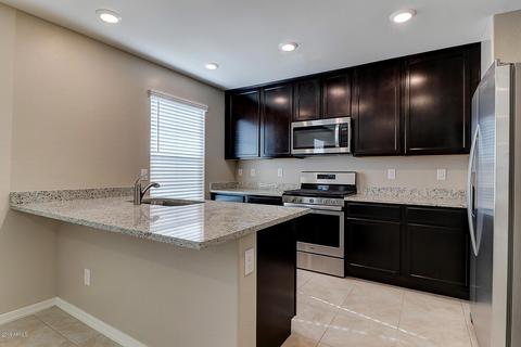 3905 S 79th Dr, Phoenix, AZ 85043 photo 3