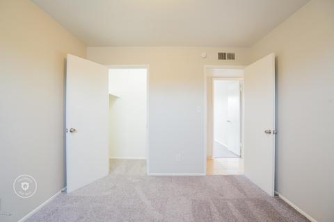 3907 E Becker Ln, Phoenix, AZ 85028 photo 20
