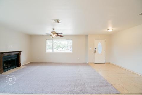 3907 E Becker Ln, Phoenix, AZ 85028 photo 2