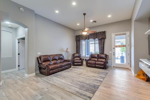 7426 E Nance St, Mesa, AZ 85207 photo 9