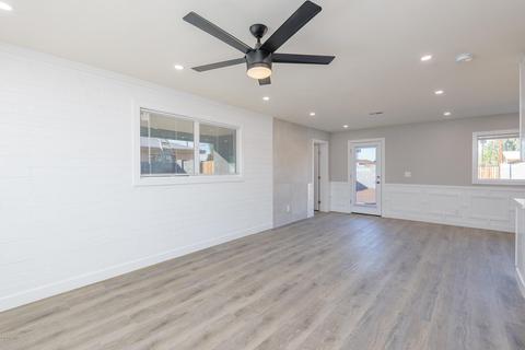 3326 N 37th Ave, Phoenix, AZ 85019 photo 6