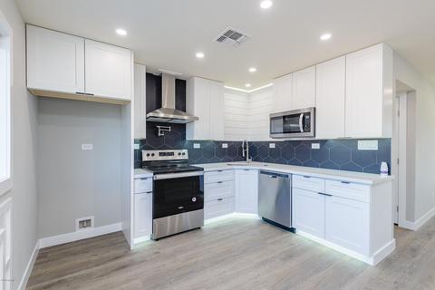 3326 N 37th Ave, Phoenix, AZ 85019 photo 2