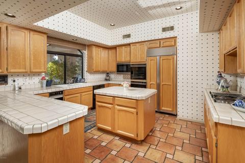 3031 E Ocotillo Rd, Phoenix, AZ 85016 photo 6