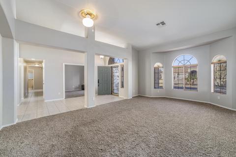 61 W Windsor Dr, Gilbert, AZ 85233 photo 3
