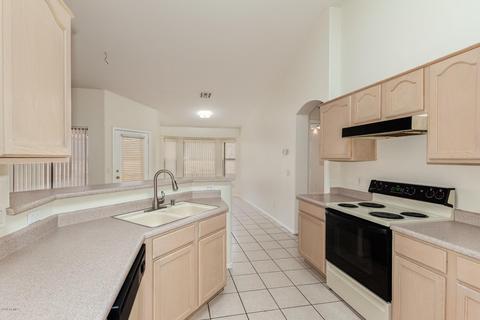 1717 E Desert Ln, Phoenix, AZ 85042 photo 9